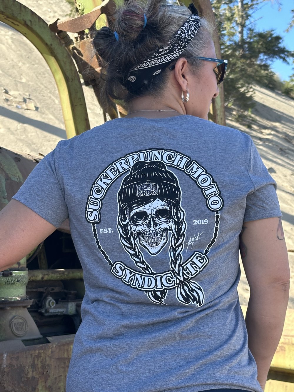 SUCKERPUNCH Ginxx Ladies V-Neck Tee