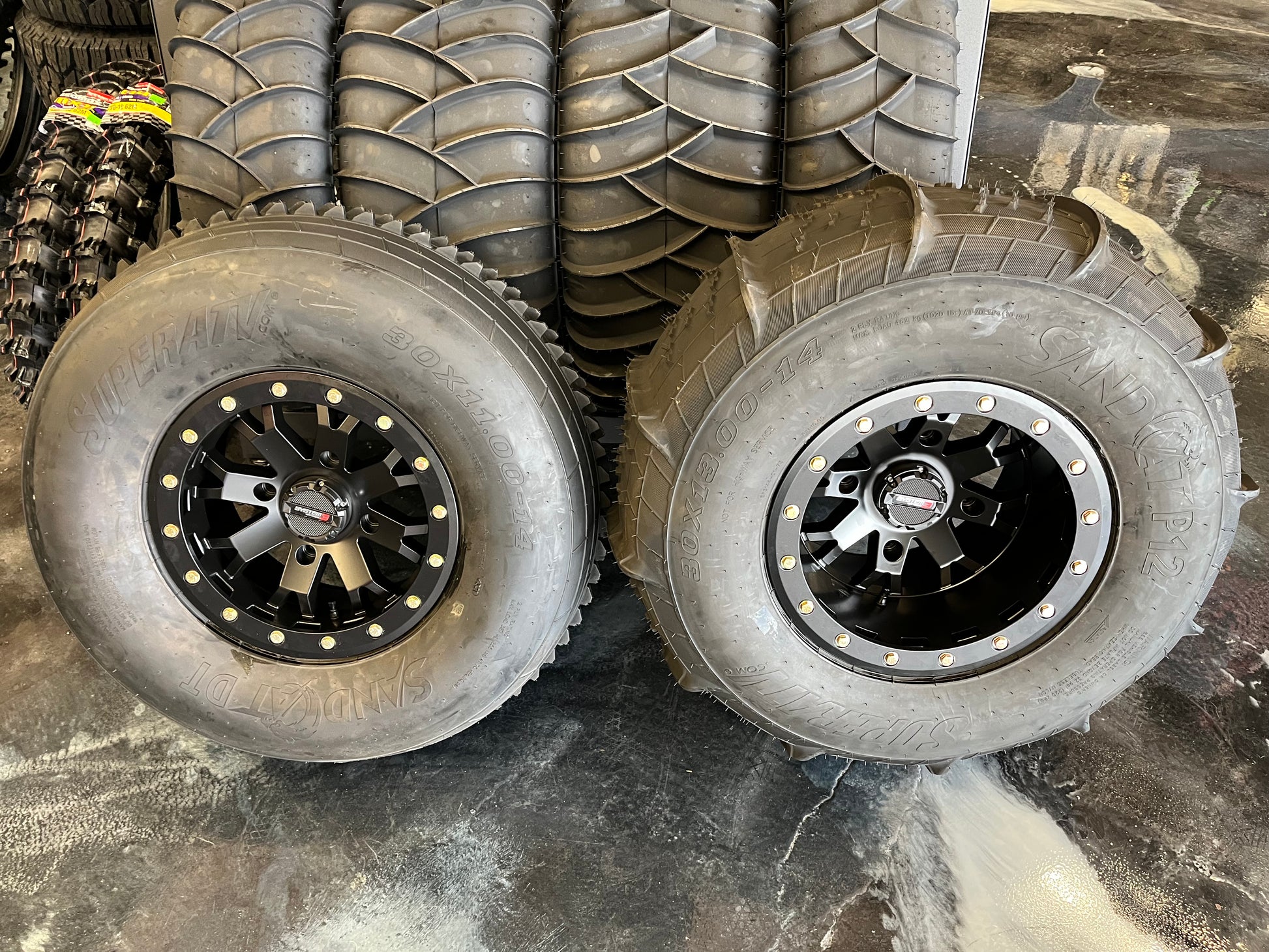 SYSTEM 3 SB4 BL WHEEL 14X7 and 14X10 with Sandcat Sand Tires